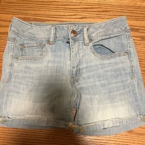 American Eagle size 6 midi shorts light blue